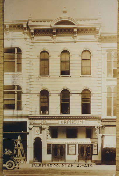 Orpheum Theatre - 1911 Photo From Kzoo Library (newer photo)